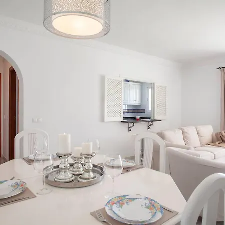 Beautiful Flat In El Mirador Great Views 미하스