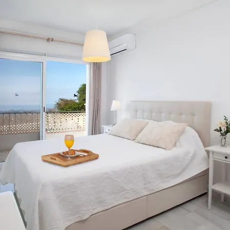 Beautiful Flat In El Mirador Great Views 아파트 미하스